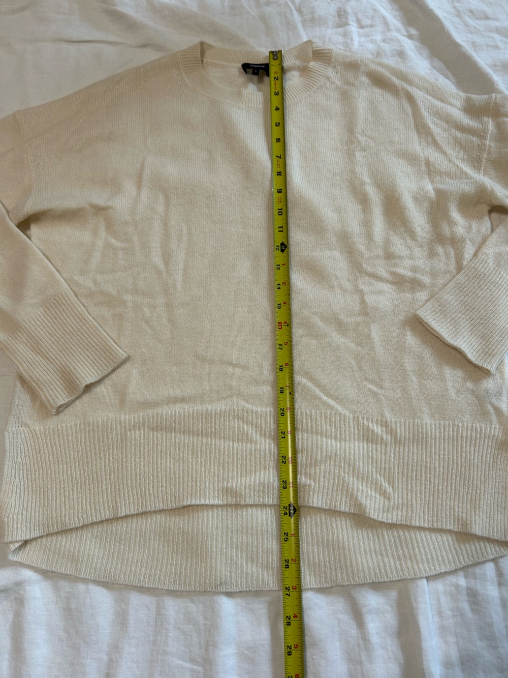 Theory Karenia L Cashmere Ivory Cream Lightweight Crewneck Sweater - Women - Picture 2 of 6